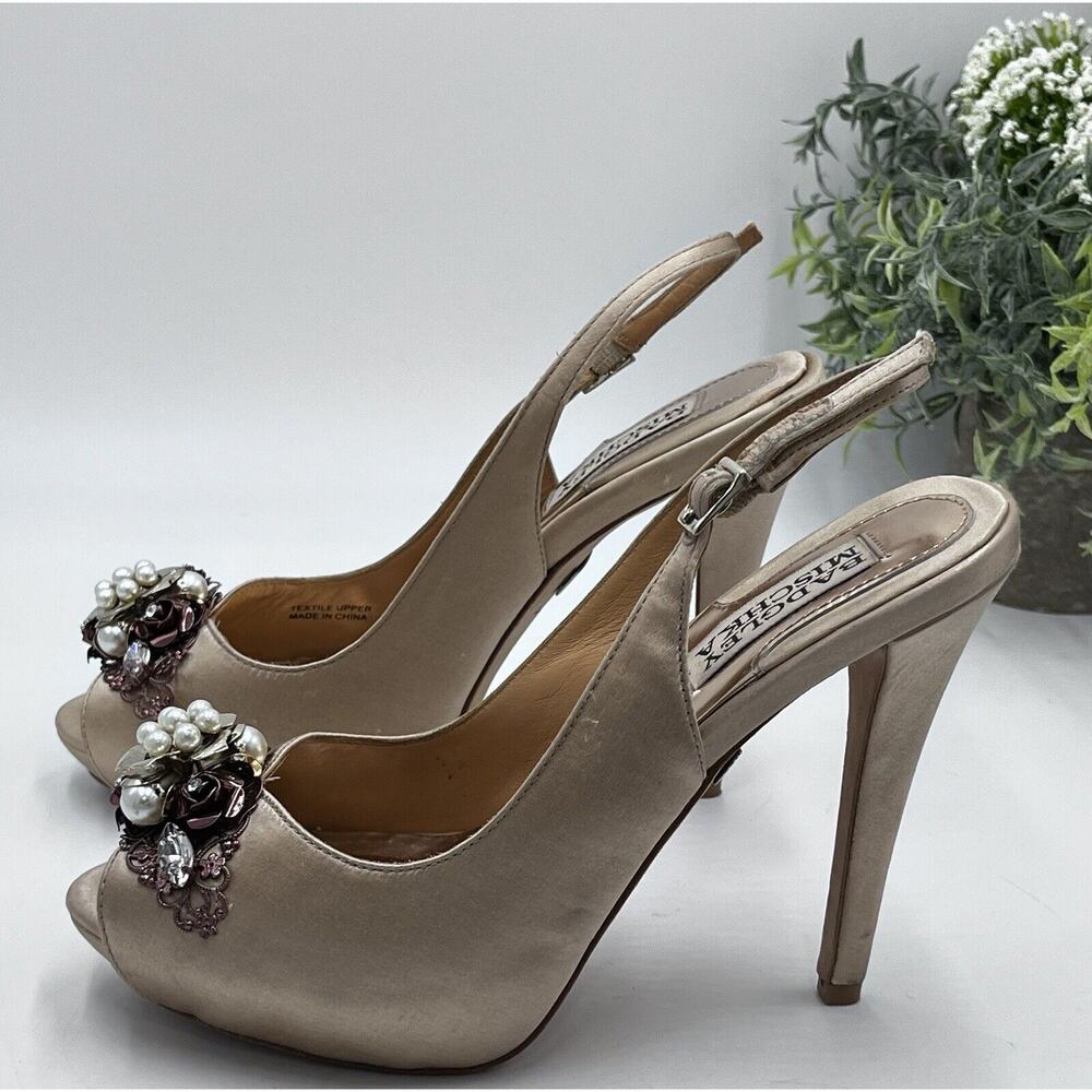 Badgley Mischka Anita Satin Peep Toe Platform Stiletto‎ Flower Jewels Sz 6.5 - Picture 6 of 16